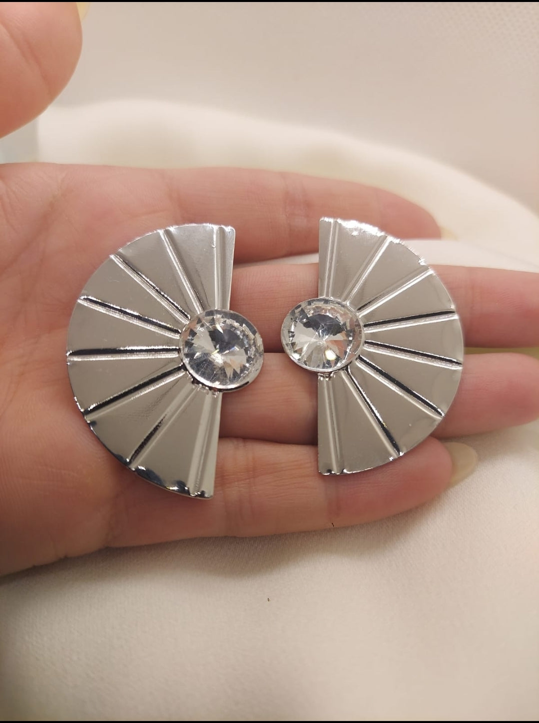 Gümüş Yelpaze Küpe