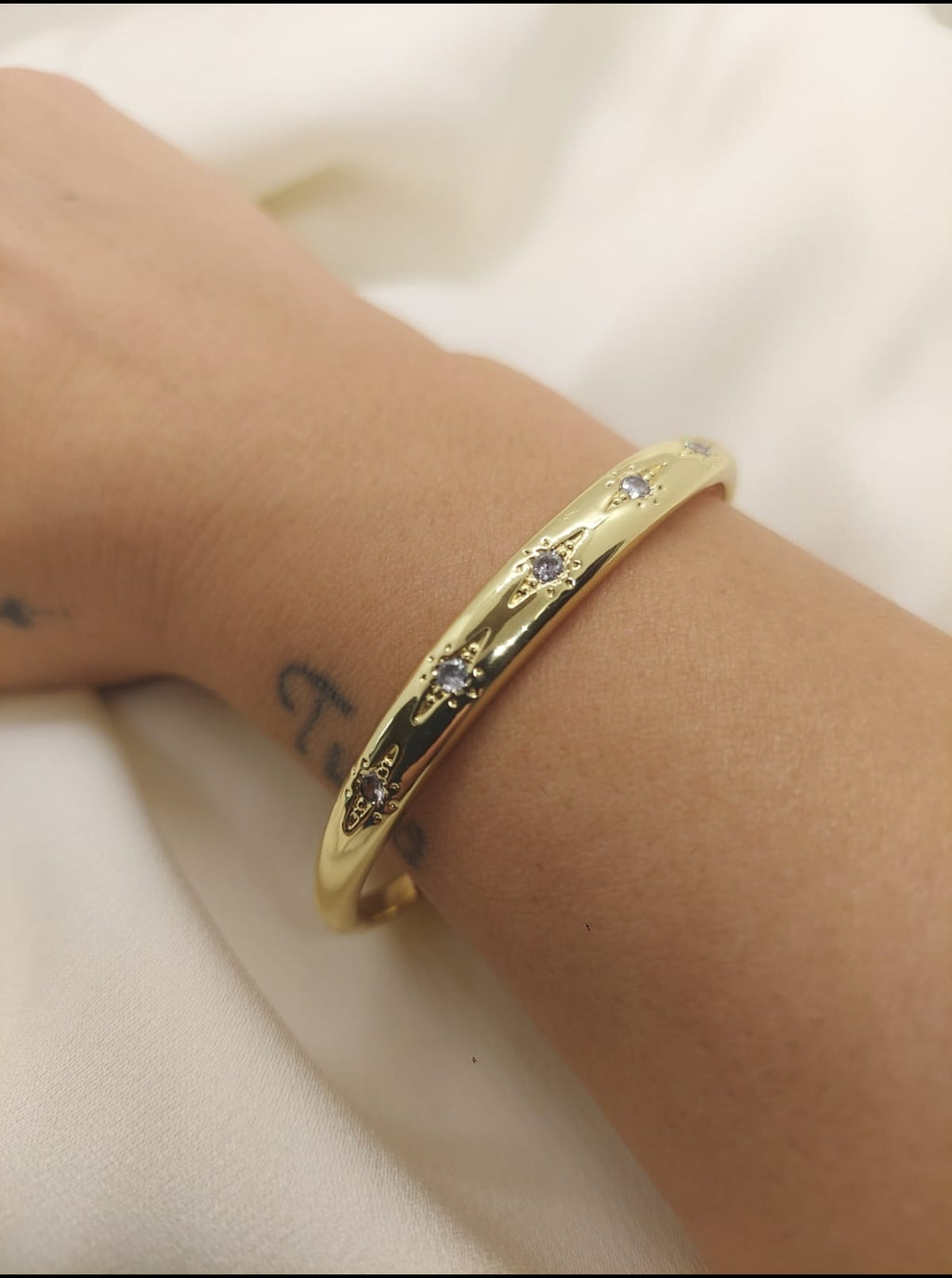 Yıldızlı İnce Bileklik